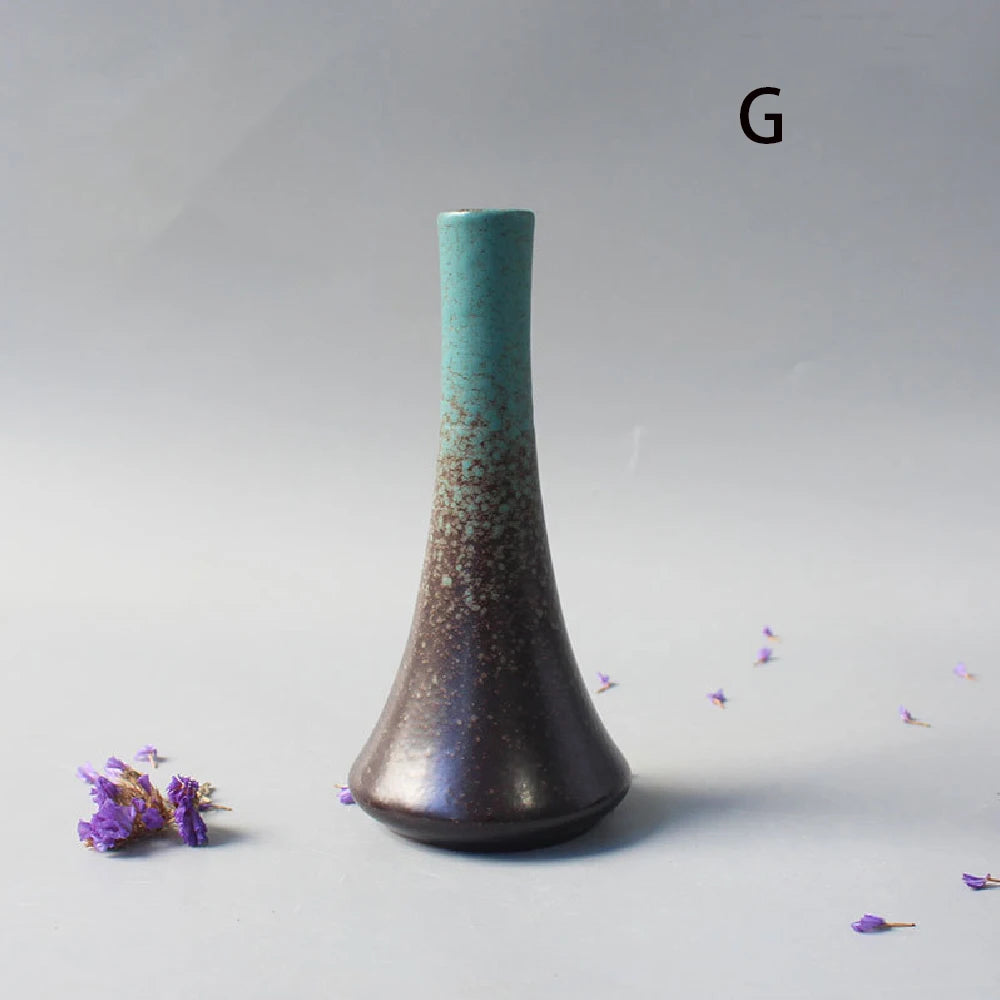 Ceramic small vase (home Japanese decoration)