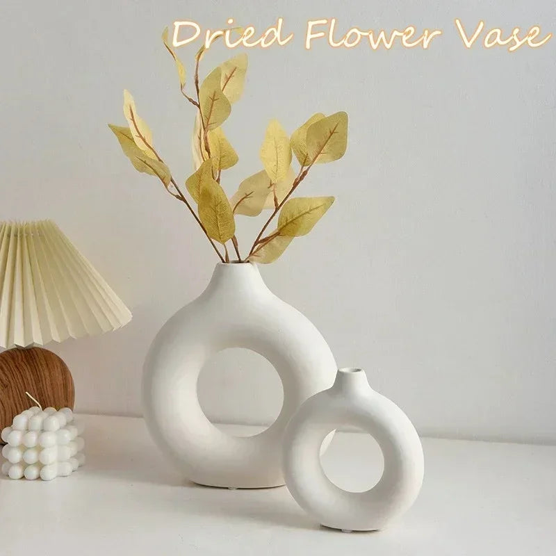 Imitation Vase(Pure White/Black)