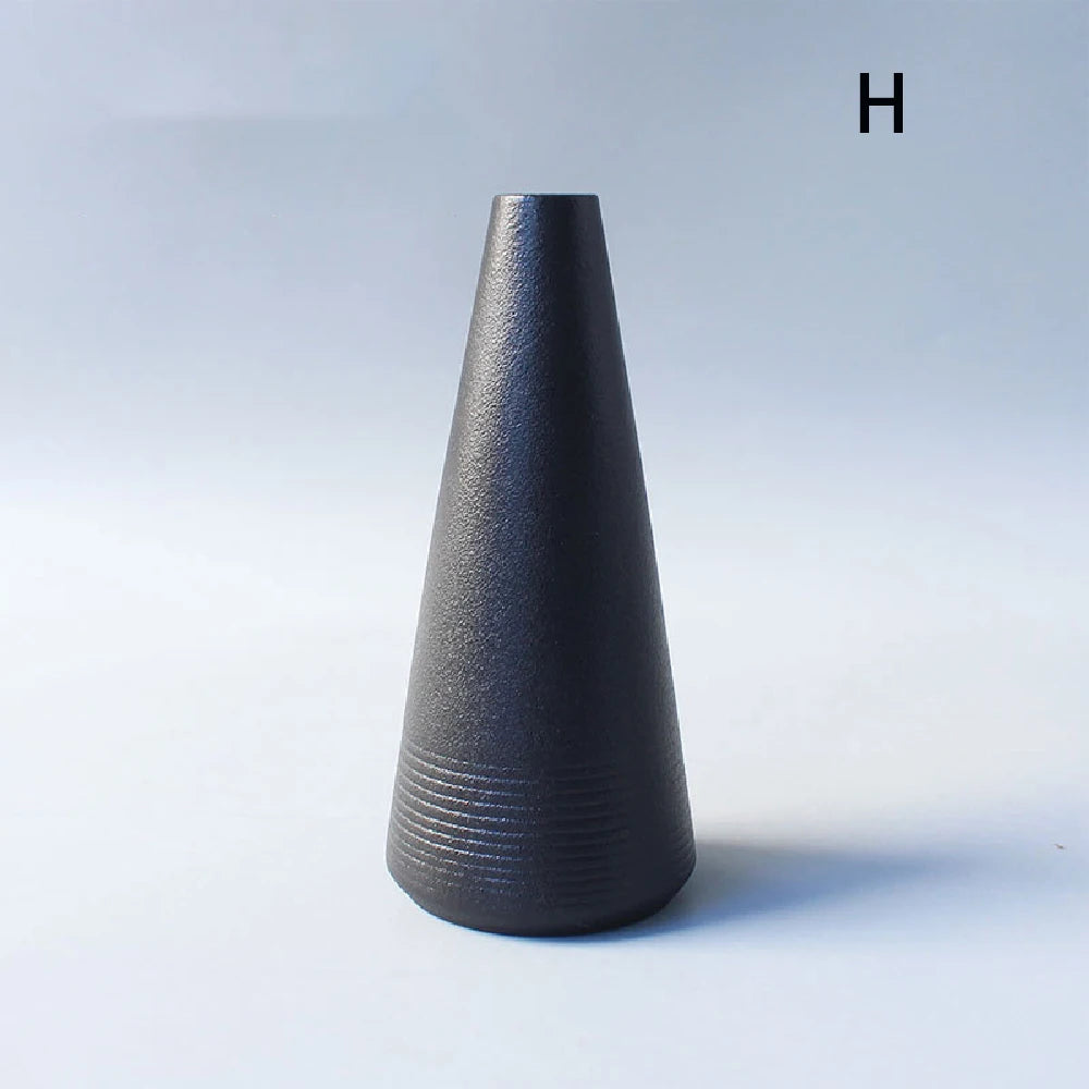 Ceramic small vase (home Japanese decoration)
