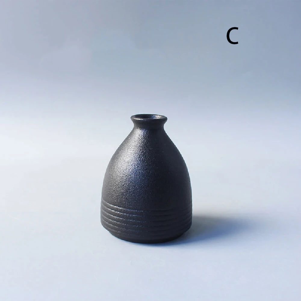 Ceramic small vase (home Japanese decoration)