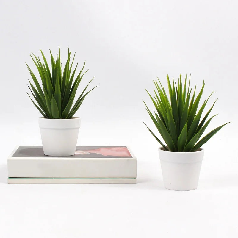 1PC Simulation Potted Plant (plastic)