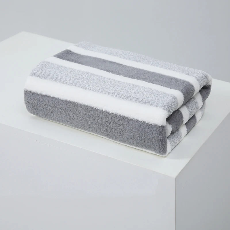 Thickened Absorbent Bath Towel