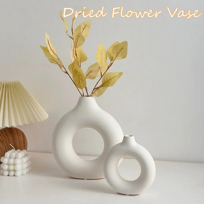 Imitation Vase(Pure White/Black)