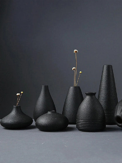 Ceramic small vase (home Japanese decoration)